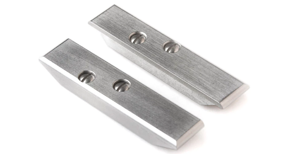 Long Jaw Pair 3 Long Jaw Pair